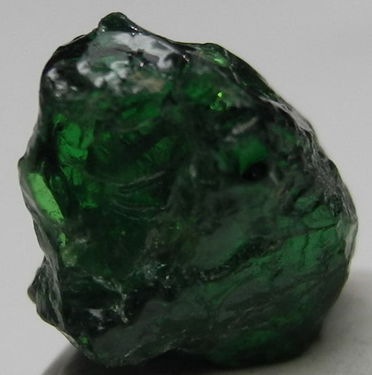 Tsavorite Garnet - 2.74ct - Hand Select Gem Rough - prettyrock.com