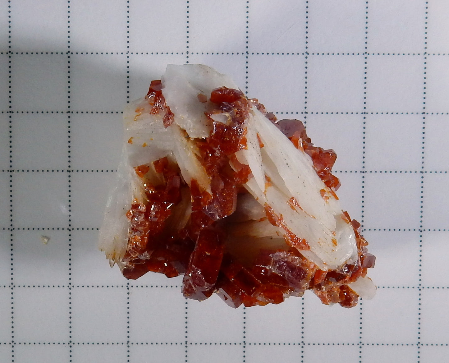 Vanadanite - 89 ct Mineral Specimen - prettyrock.com