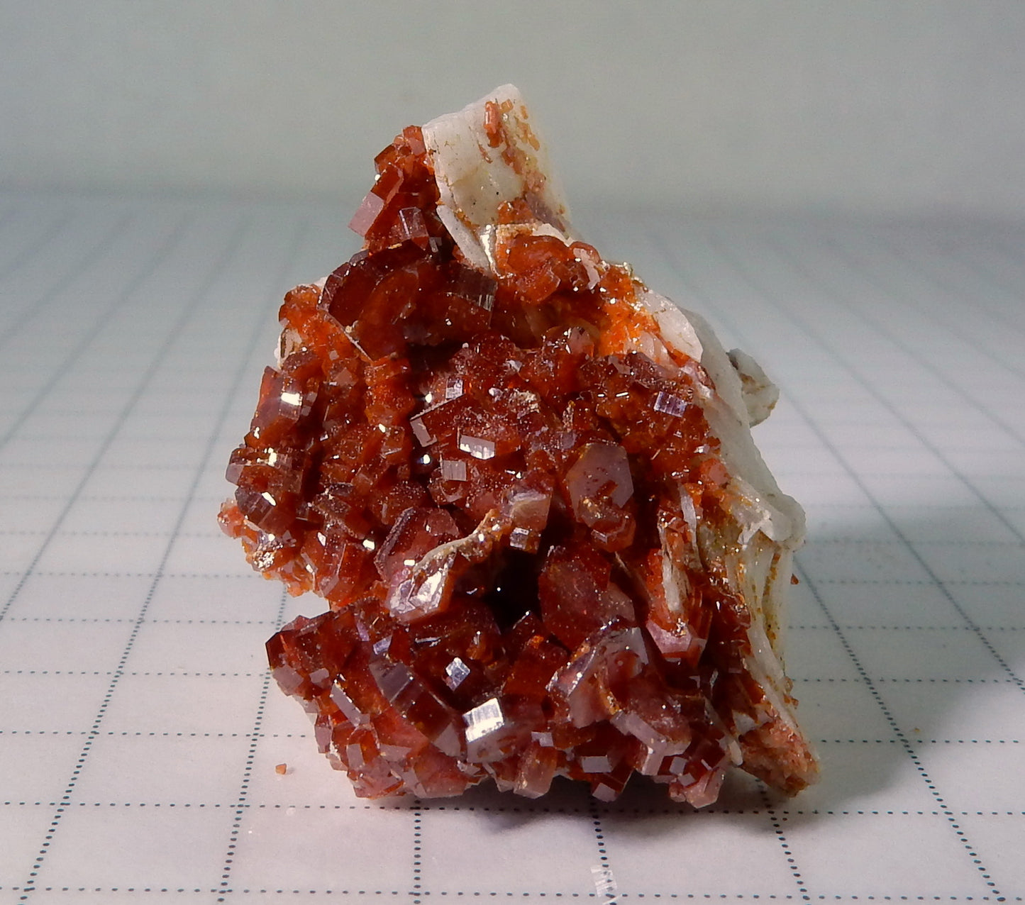 Vanadanite - 98.0 ct Mineral Specimen - prettyrock.com