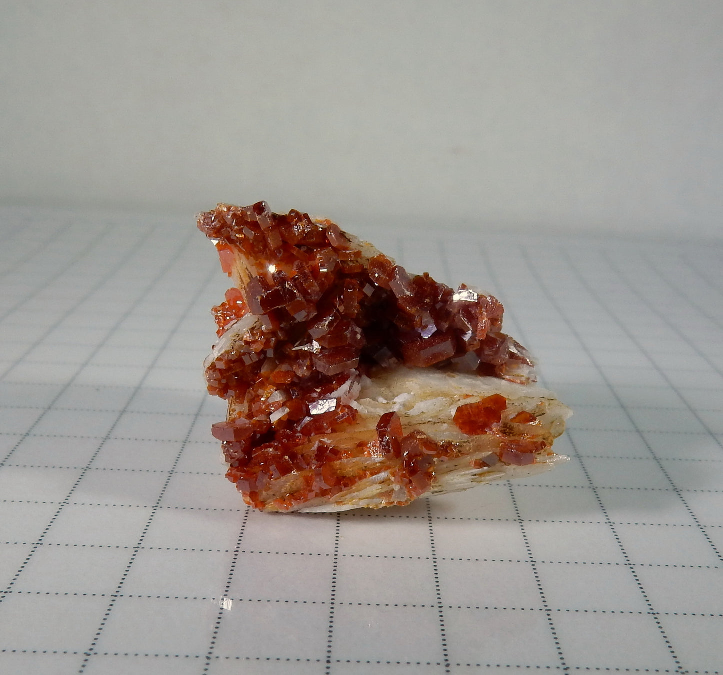 Vanadanite - 67.5 ct  Mineral Specimen - prettyrock.com