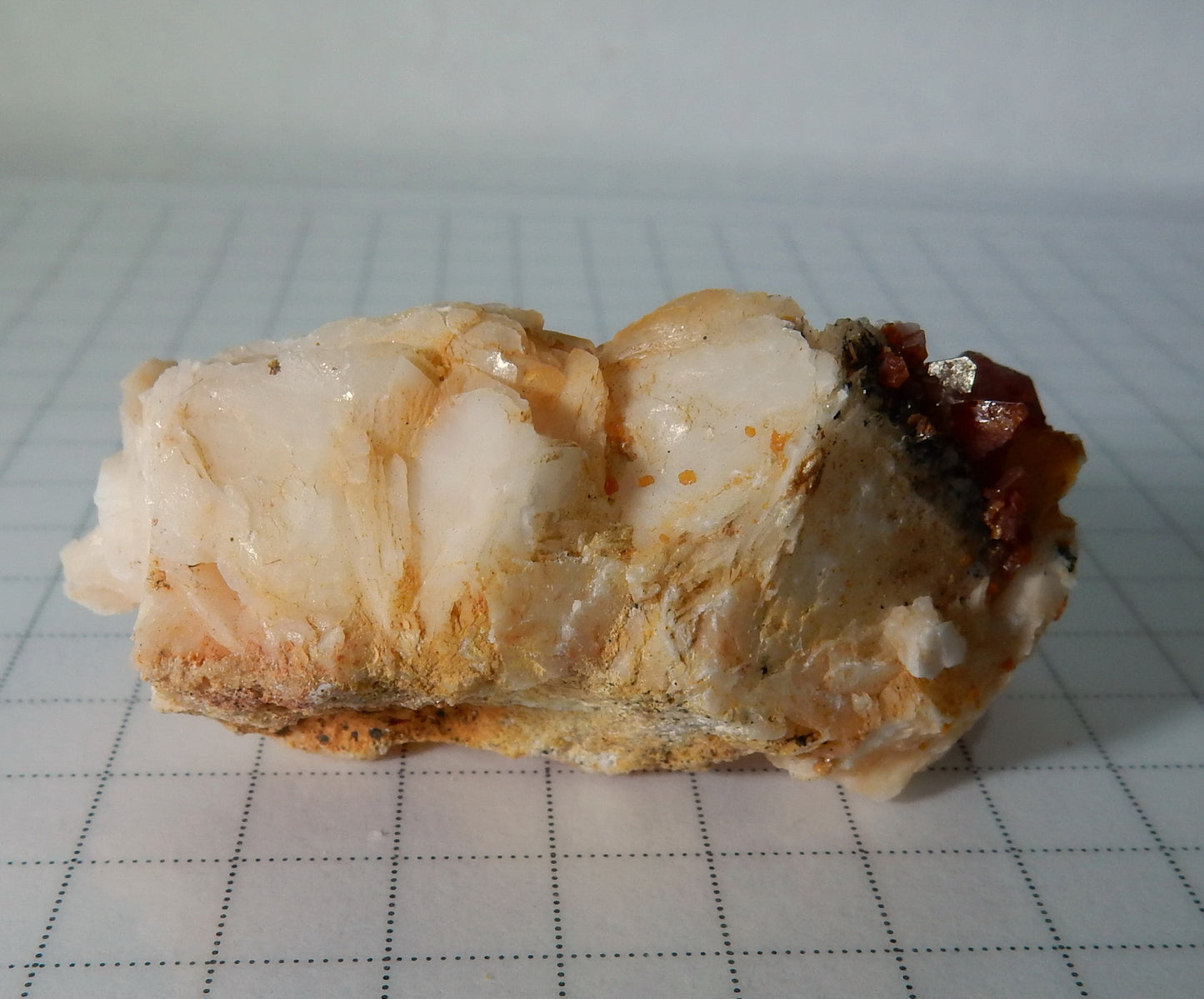 Vanadanite - 174.5 ct Mineral Specimen - prettyrock.com