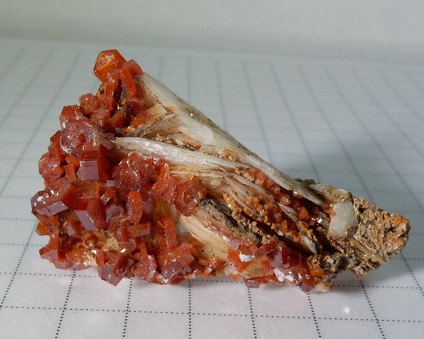 Vanadanite - 80.5ct  Mineral Specimen - prettyrock.com