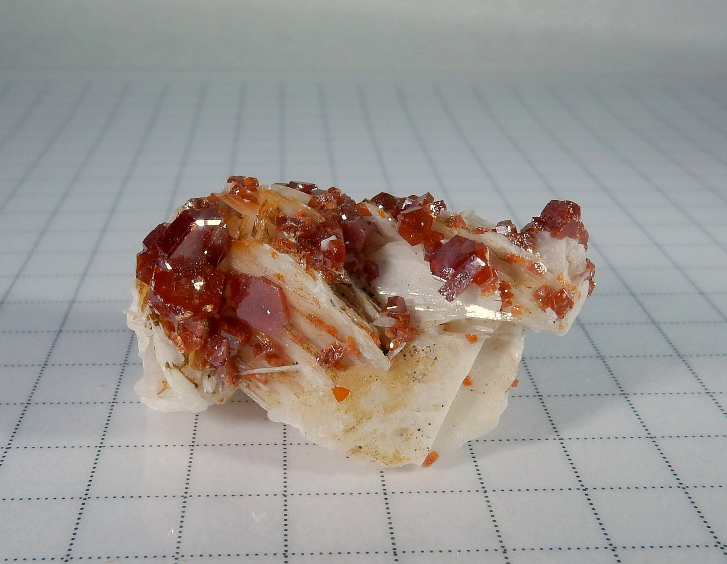 Vanadanite - 78.5 ct Mineral Specimen - prettyrock.com