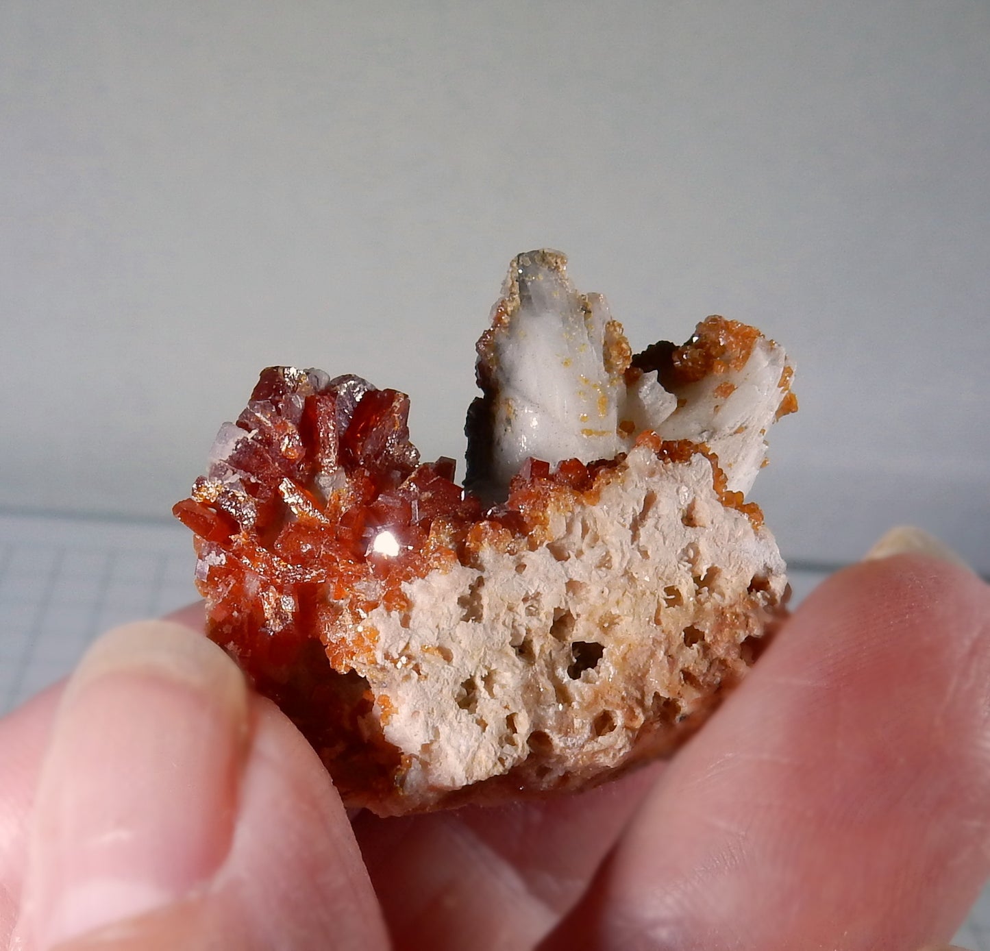 Vanadanite - 103.5 ct Mineral Specimen - prettyrock.com