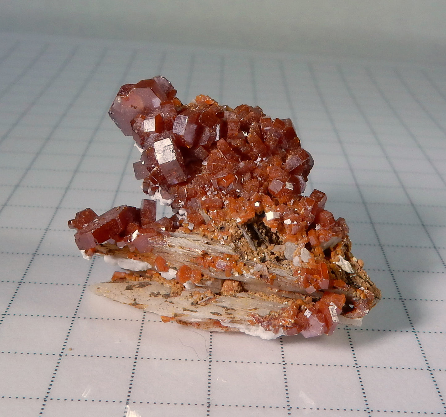 Vanadanite - 63 ct Mineral Specimen - prettyrock.com