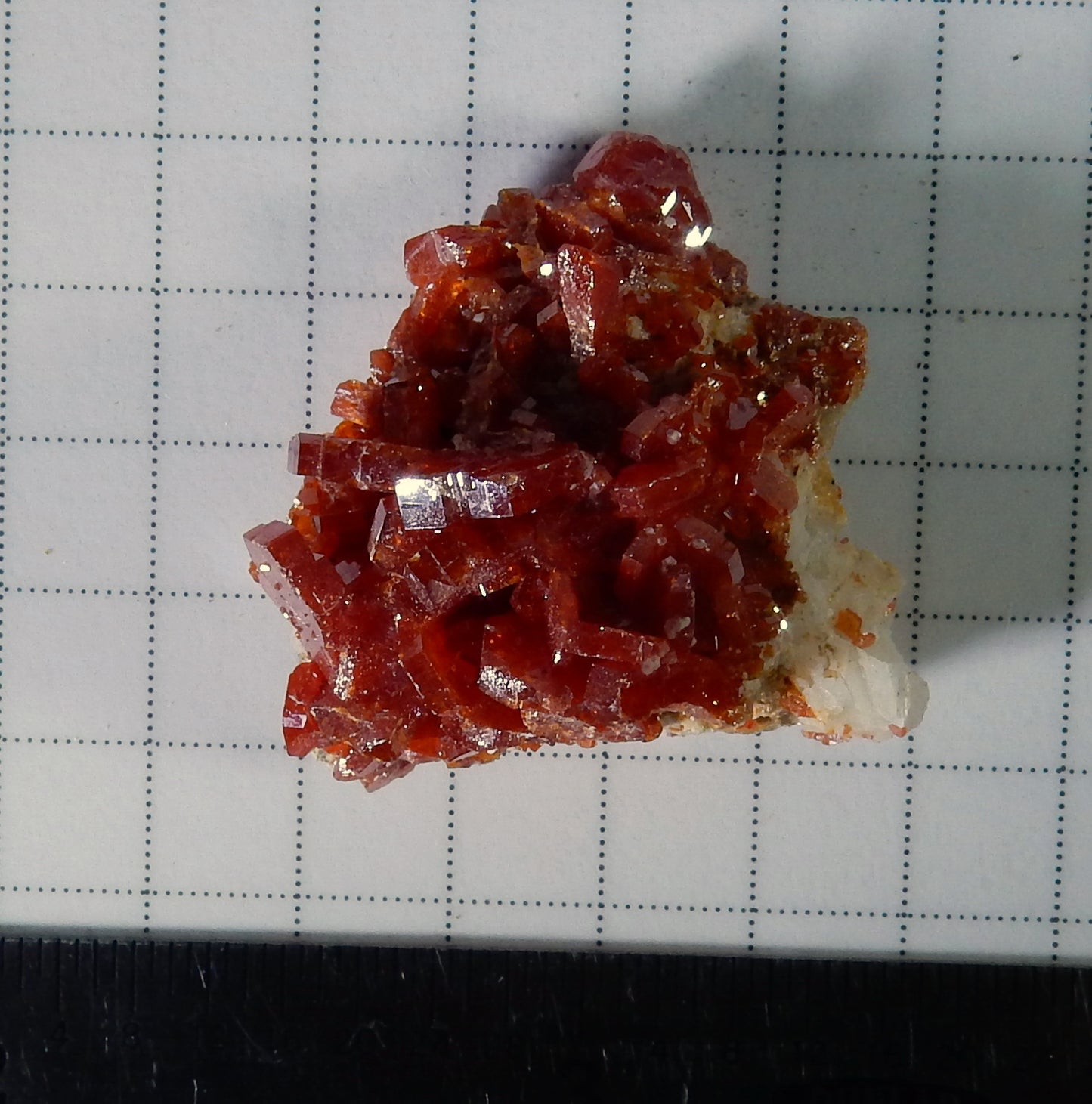 Vanadanite - 57.5 ct Mineral Specimen - prettyrock.com