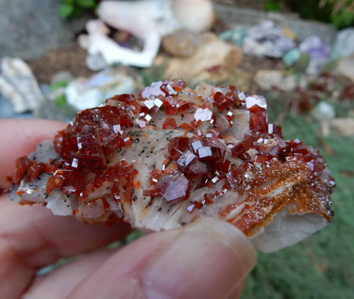Vanadanite - 271ct Mineral Specimen - prettyrock.com