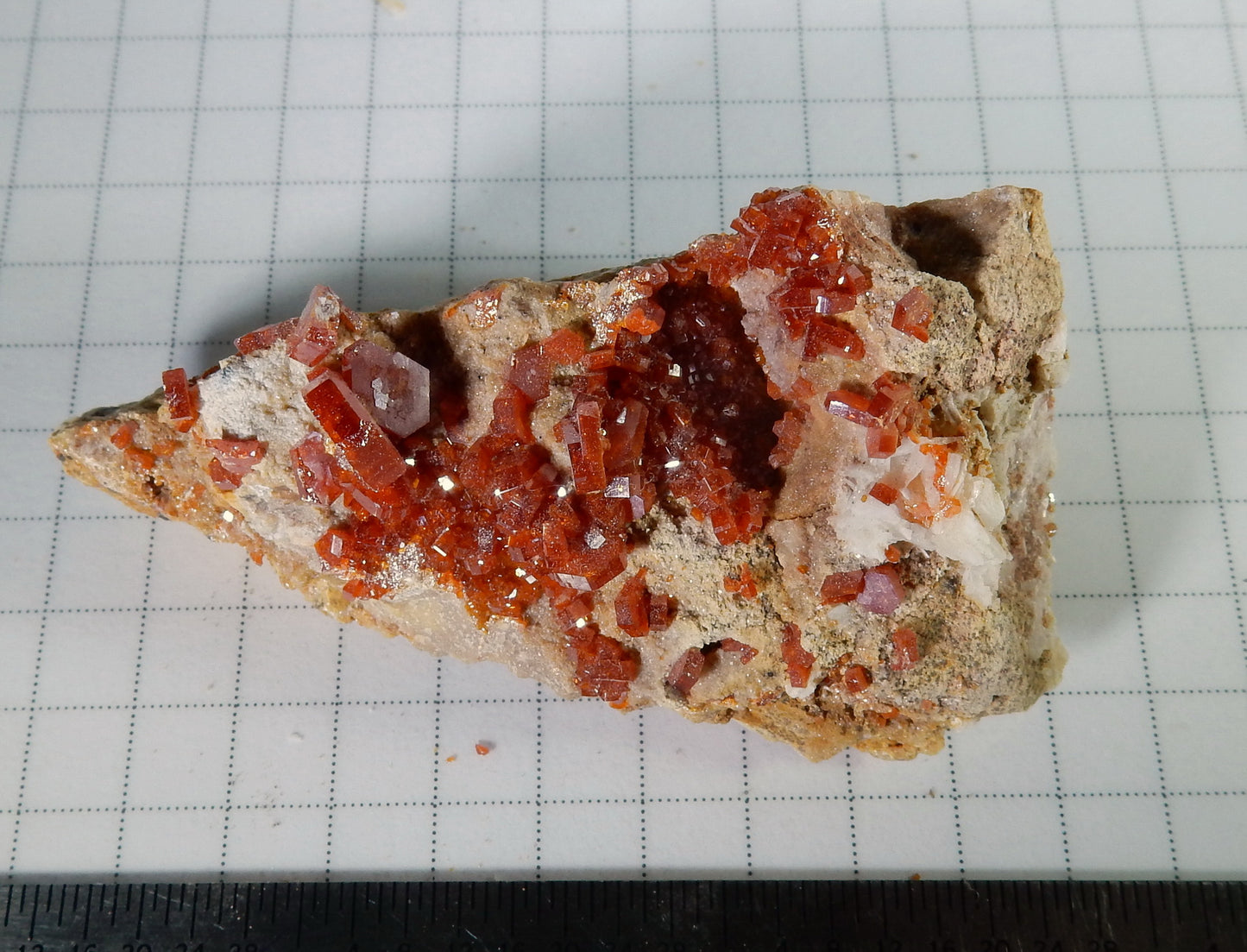 Vanadanite - 230.5ct  Mineral Specimen - prettyrock.com