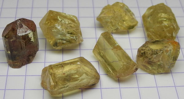 70.85ct Yellow Apatite - Hand Select Gem Rough - prettyrock.com