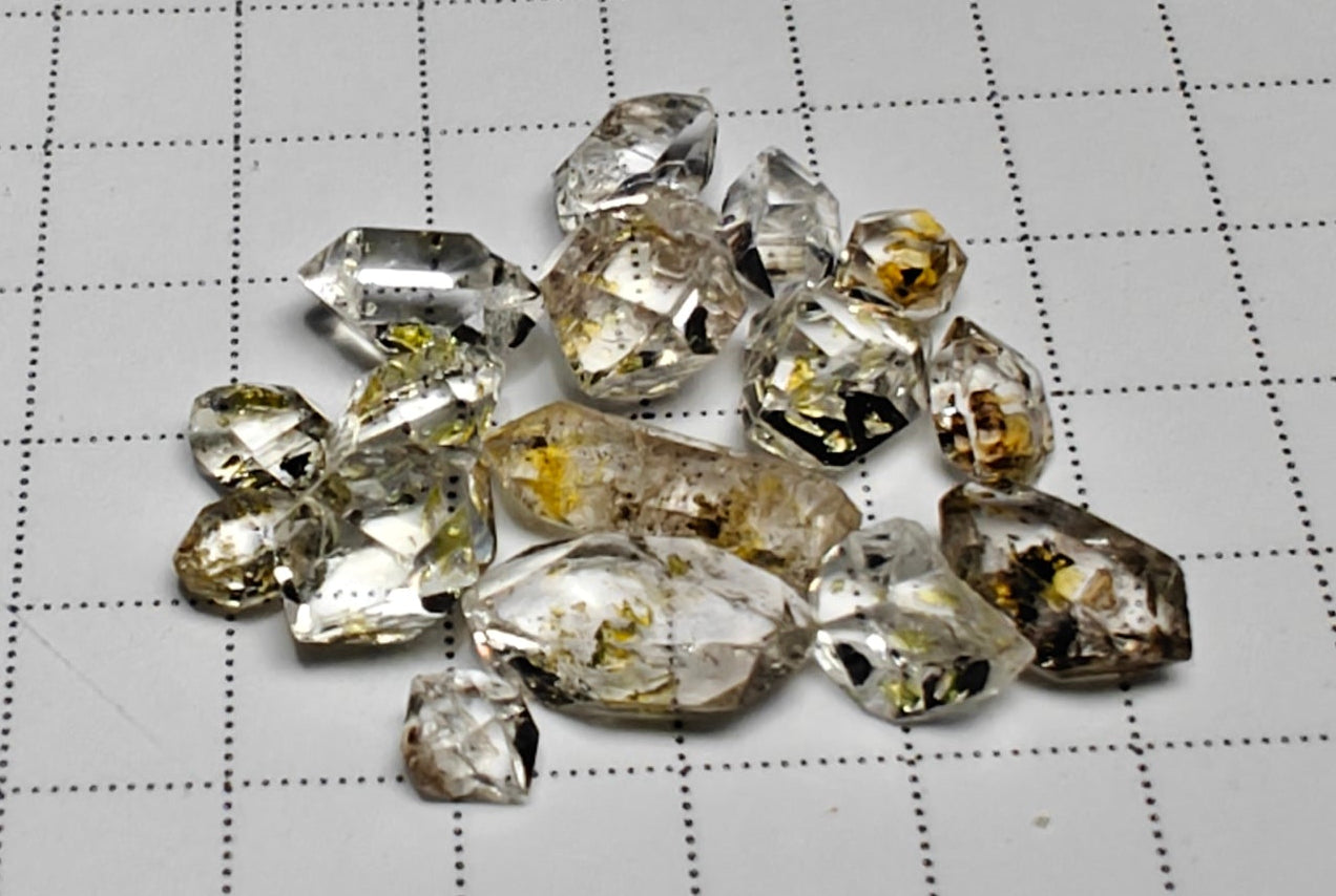 Petroleum Included Quartz - 11.8ct - Hand Select Gem Rough