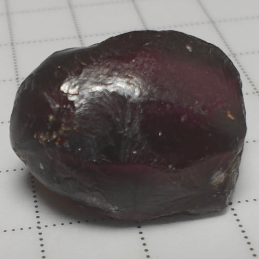 19.84ct Rhodolite Garnet - Hand Select Gem Rough - prettyrock.com