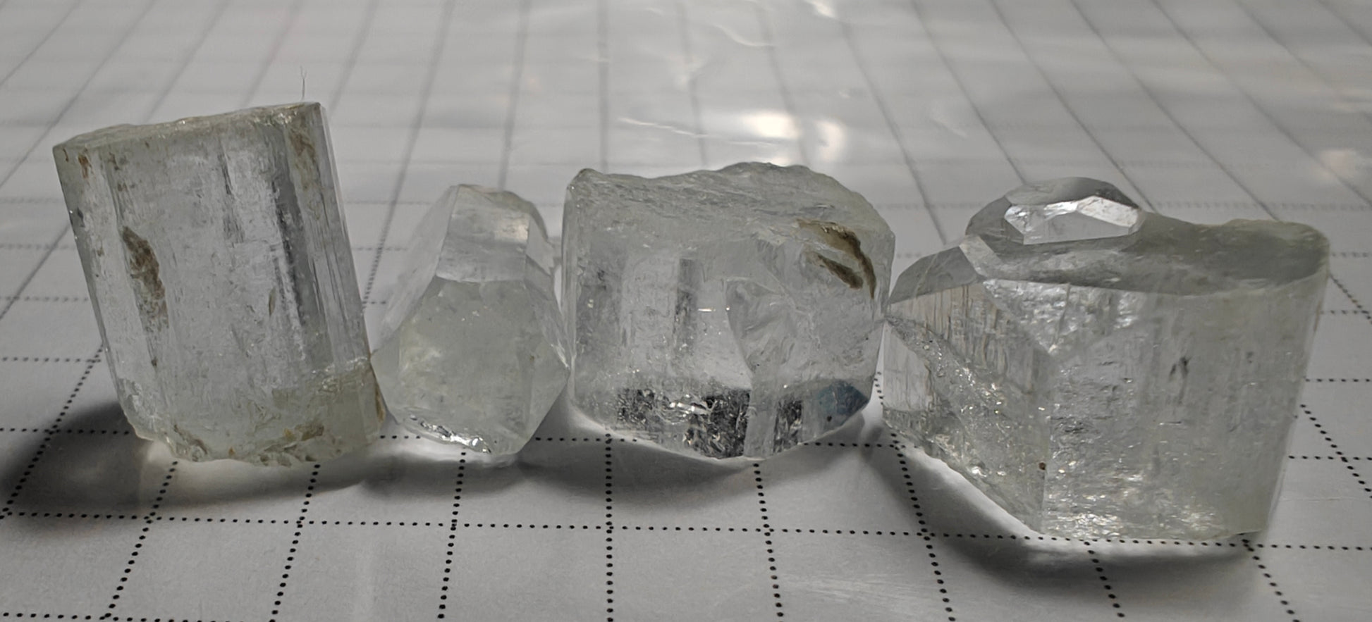 Aquamarine - 59 carats - Hand Select Faceting Gem Rough Crystals - prettyrock.com