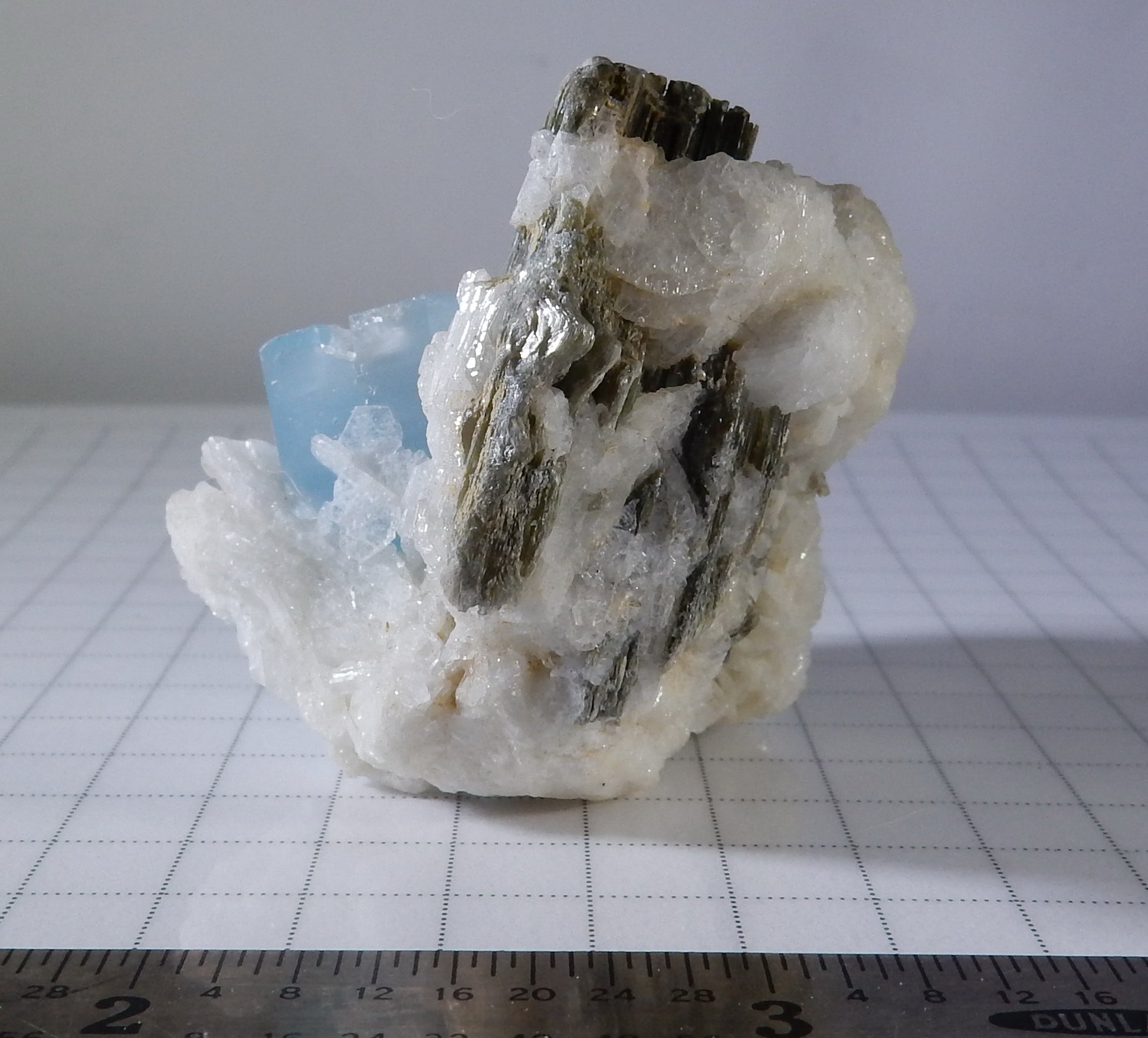 281ct Aquamarine  - Mineral Specimen - prettyrock.com