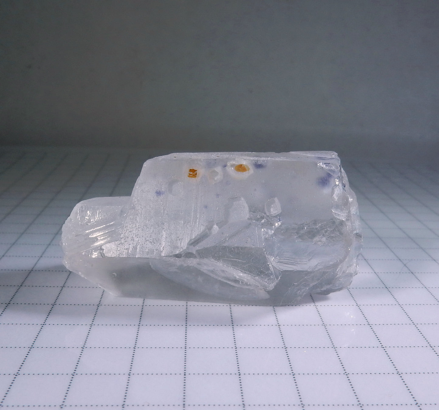 Quartz with Fluorite Inclusions - Mineral Specimen - 130ct - prettyrock.com