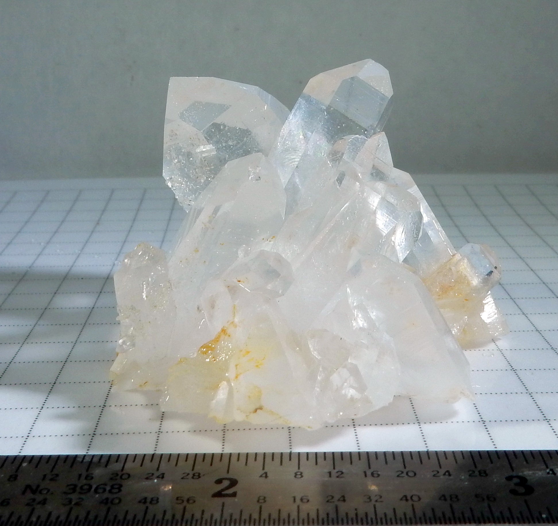 Clear Crystal Quartz  Cluster - Mineral Specimen - 270 ct - prettyrock.com