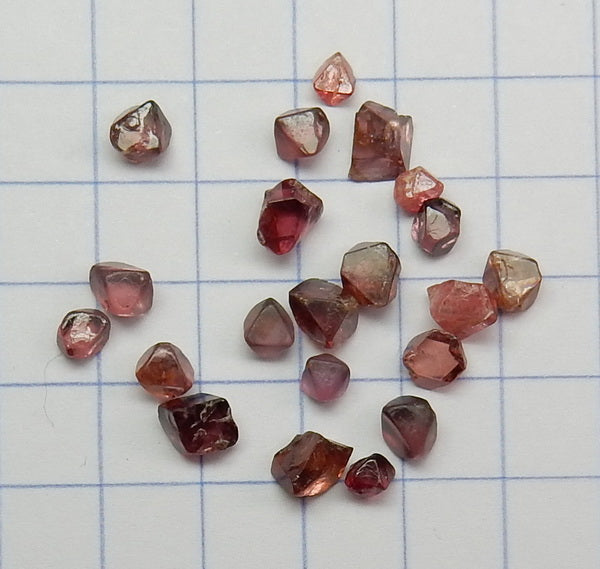 Spinel Crystals - 7.5ct - Hand Select Gem Rough - prettyrock.com