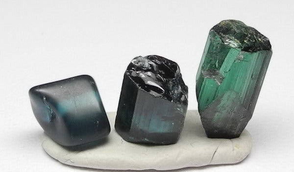 Indicolite Tourmaline - 9.3ct - Hand Select Gem Rough - prettyrock.com