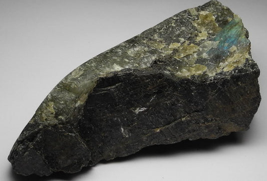 Labradorite - 916.5ct - Hand Select Gem Rough - prettyrock.com