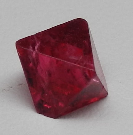Noble Red Spinel - 1.57ct - Hand Select Gem Rough - prettyrock.com
