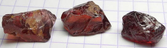 Rhodolite Garnet - 29.4ct - Hand Select Gem Rough - prettyrock.com
