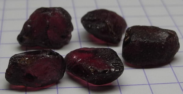 Rhodolite Garnet - 20.64ct - Hand Select Gem Rough - prettyrock.com