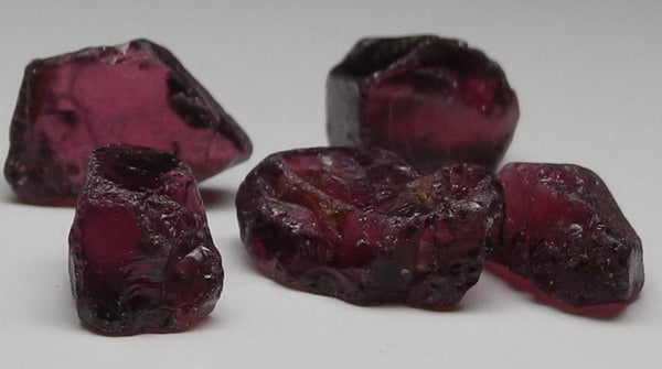 Rhodolite Garnet - 23.3ct - Hand Select Gem Rough - prettyrock.com