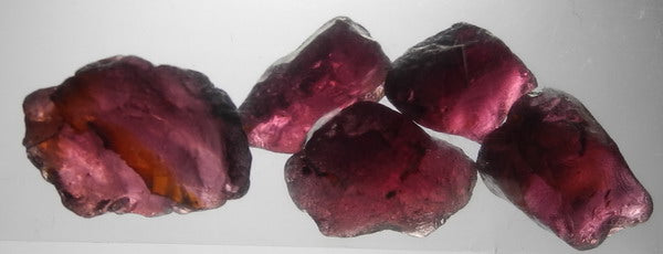 Rhodolite Garnet - 24.13ct - Hand Select Gem Rough - prettyrock.com