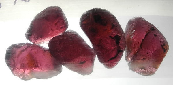 Rhodolite Garnet - 24.77ct - Hand Select Gem Rough - prettyrock.com