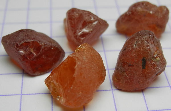 Spessartite Garnet - 28ct - Hand Select Gem Rough - prettyrock.com