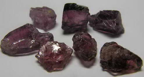 Spinel - 25.69ct - Hand Select Gem Rough - prettyrock.com