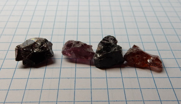 Spinel - 24.07ct - Hand Select Gem Rough - prettyrock.com