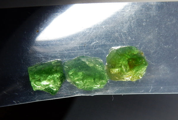 Tsavorite Garnet - 5.12ct - Hand Select Gem Rough - prettyrock.com