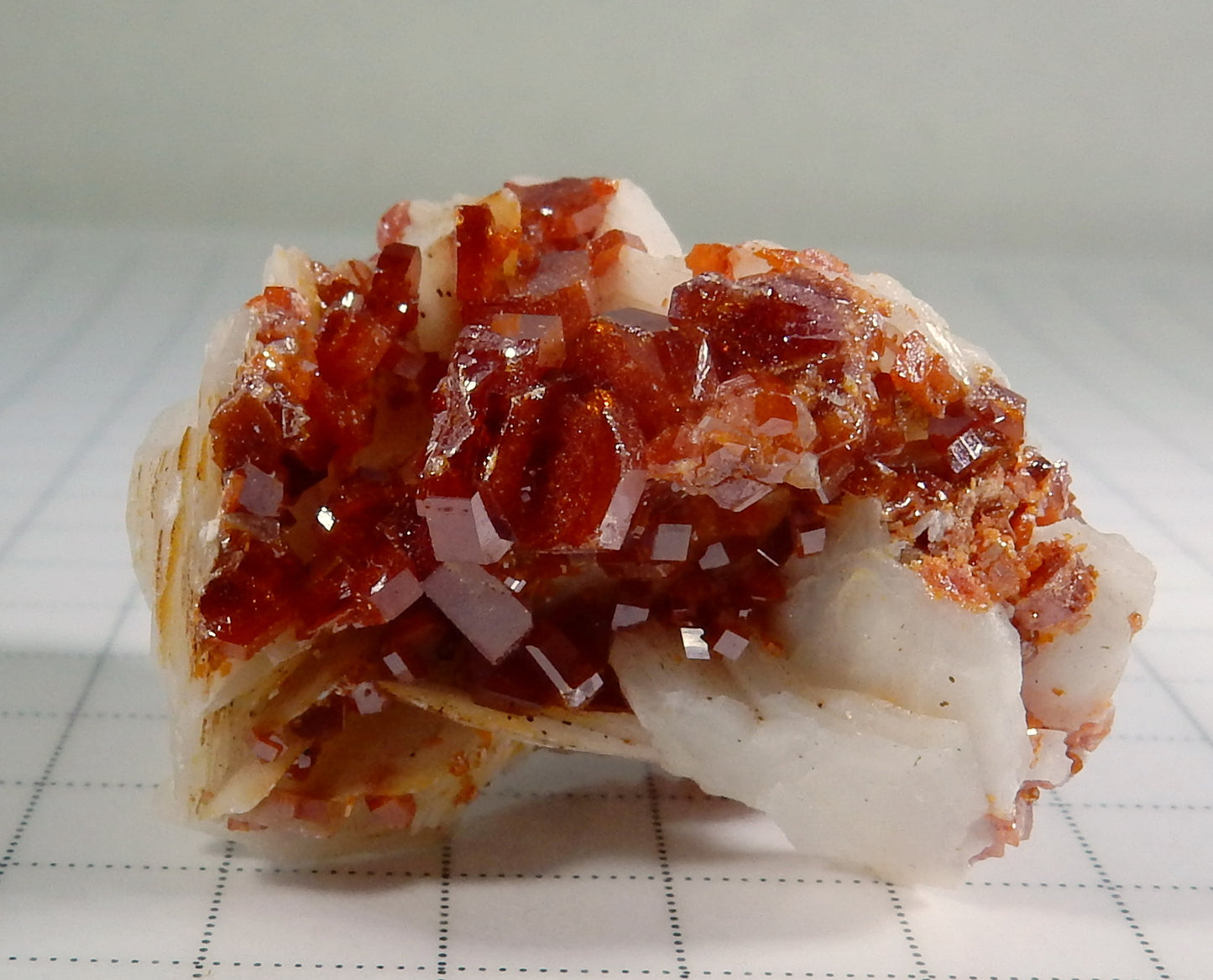 Vanadanite - 89 ct  Mineral Specimen - prettyrock.com