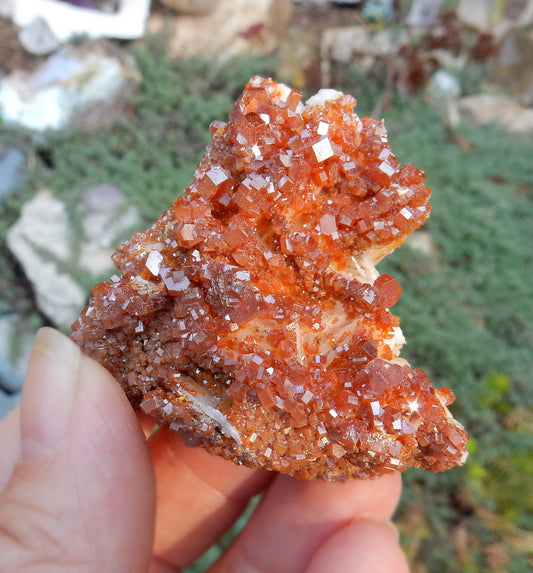 Vanadanite -  328.5ct  Mineral Specimen - prettyrock.com