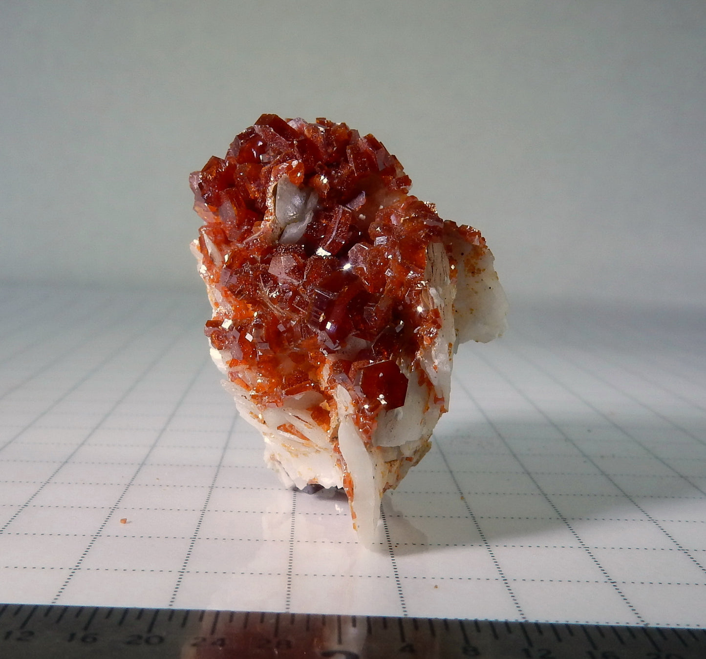 Vanadanite - 98.0 ct  Mineral Specimen - prettyrock.com