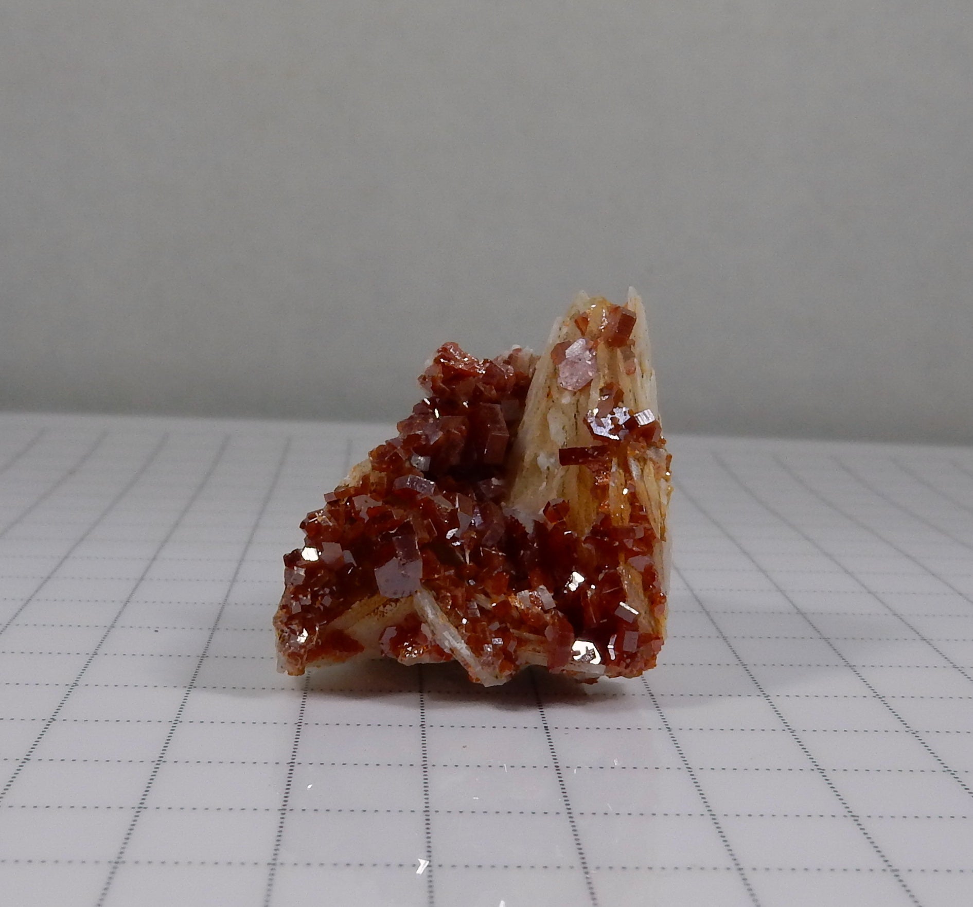 Vanadanite - 67.5 ct  Mineral Specimen - prettyrock.com