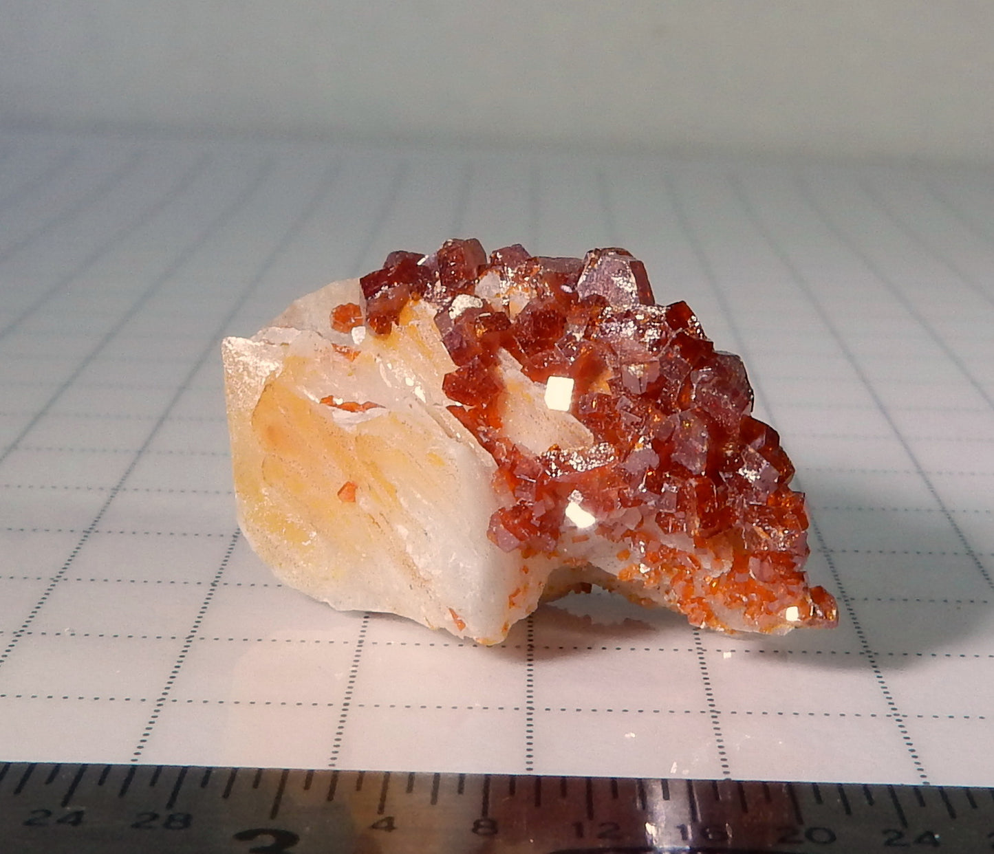 Vanadanite - 47 ct  Mineral Specimen - prettyrock.com